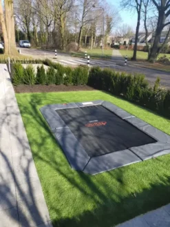 Avyna Pro-Line Flatground Trampoline - 305 X 225 Cm - Grijs 27 Avyna Pro-Line Flatground Trampoline - 305 X 225 Cm - Grijs -Intex VERKAUF 1900 1425 flatground 305 225 sfeer 2