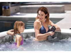 Intex Pure Spa Greywood Deluxe Opblaasbare Spa - 6 Persoons -Intex VERKAUF 28442 inuse2 2020 300