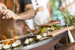 OFYR Island Corten 85 Teak Wood -Intex VERKAUF 800 1200 ofyr locatie shoot2295