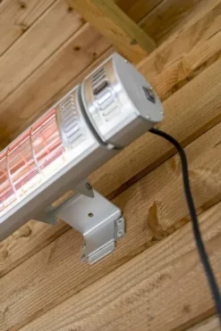 Eurom Golden 2000 Ultra RCD Terrasverwarmer -Intex VERKAUF 900 600 8713415333893 golden 2000 ultra rcd sfeer 4