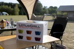 LotusGrill Mini Houtskoolbarbecue - Rood -Intex VERKAUF doos lotusgrill 1