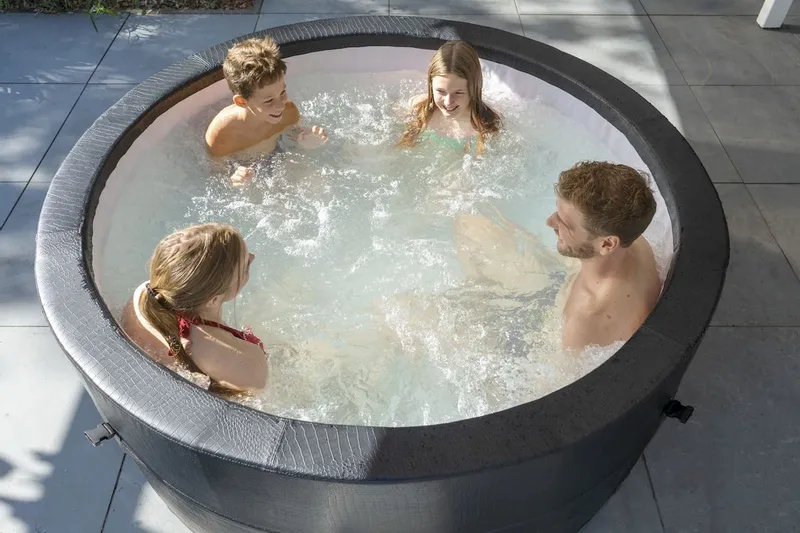 EXIT TOYS EXIT Leather Premium Opbouw Spa - 4-6 Persoons 8 EXIT TOYS EXIT Leather Premium Opbouw Spa - 4-6 Persoons - Afbeelding 8