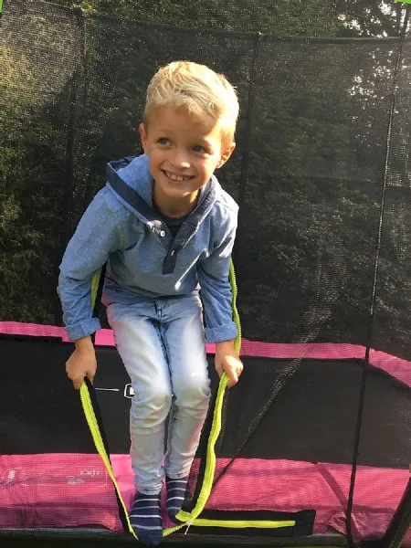 EXIT TOYS Exit Silhouette InGround Trampoline Met Net - 305 X 214 Cm - Zwart 10 EXIT TOYS Exit Silhouette InGround Trampoline Met Net - 305 X 214 Cm - Zwart - Afbeelding 10